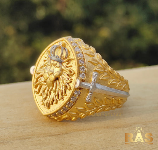 Gold Lion Men's Ring